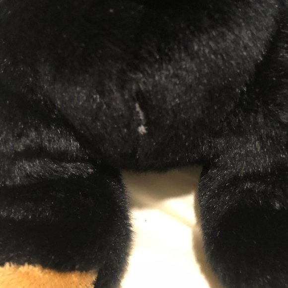 Ty Classic Plush Collection "Woodside" Black Bear Plaid Scarf 9.5"  2007 RETIRED - Picture 11 of 11